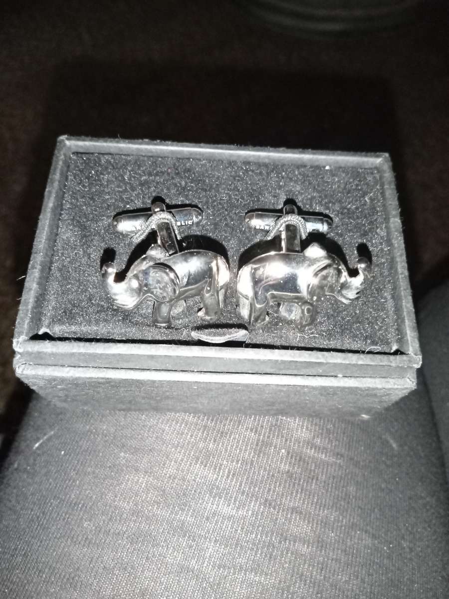 cuff links