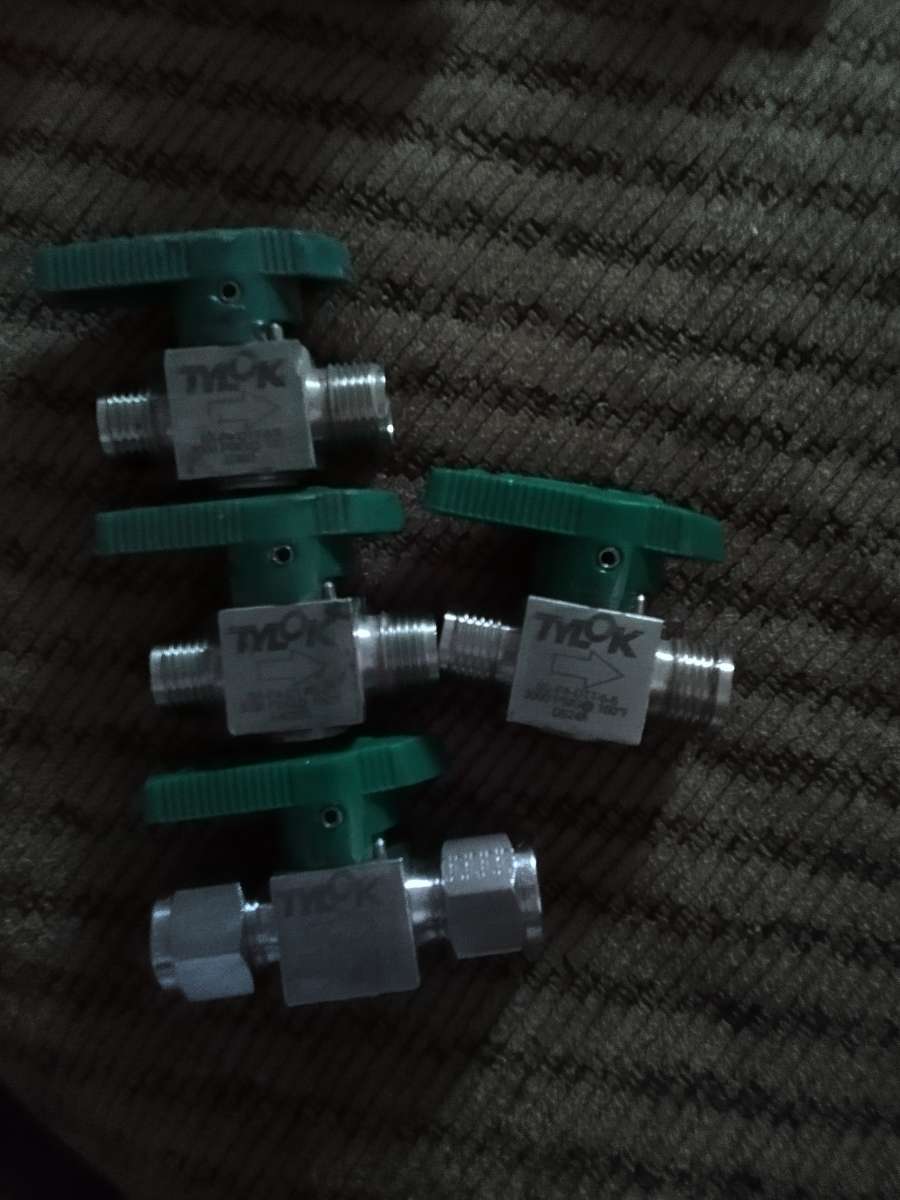 swagelok valves