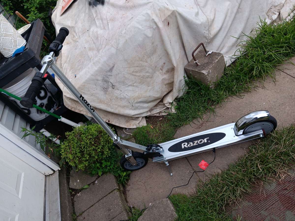 adult razor scooter