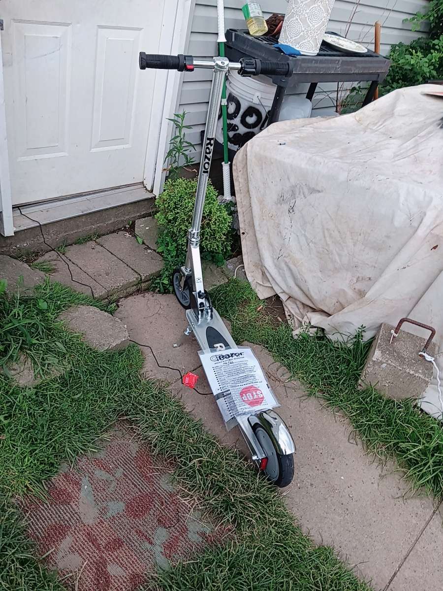 adult razor scooter