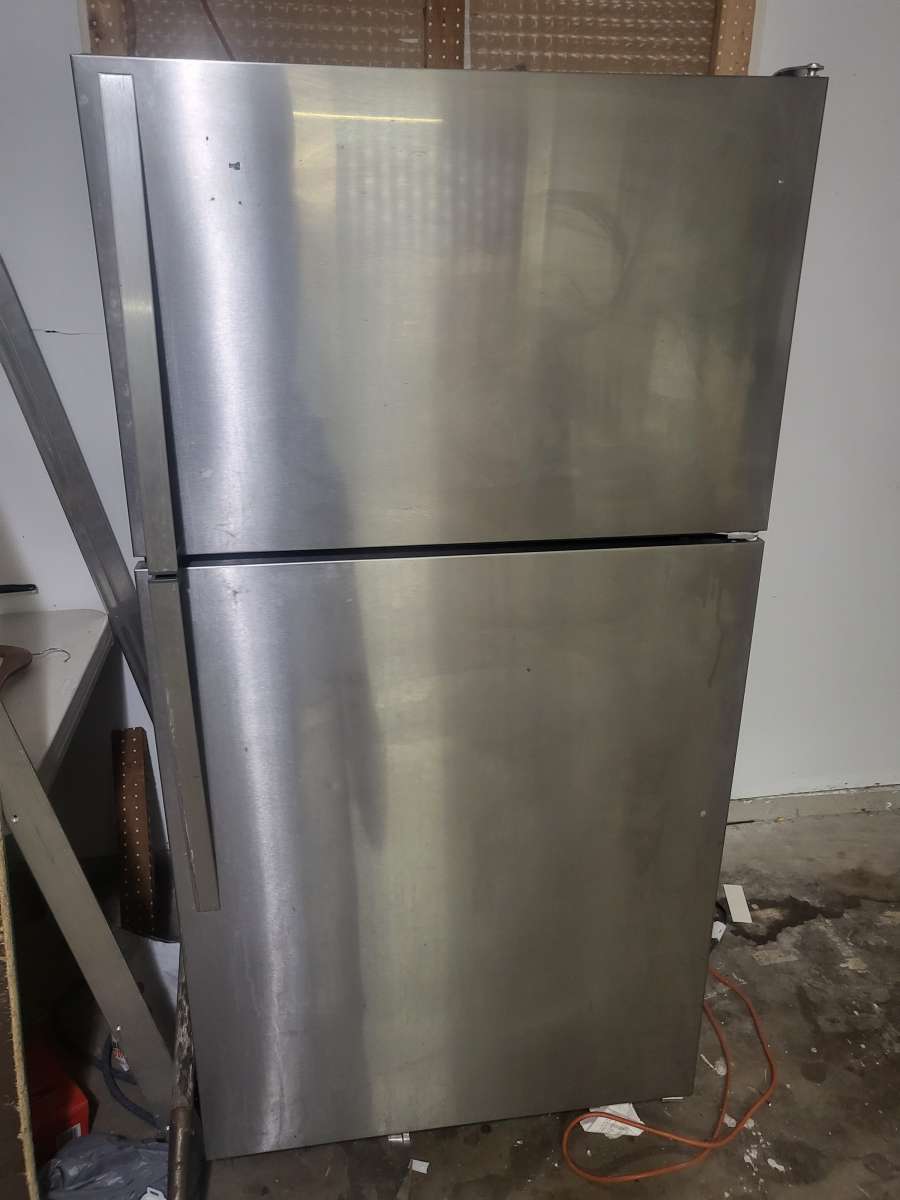 whirlpool Refrigerator