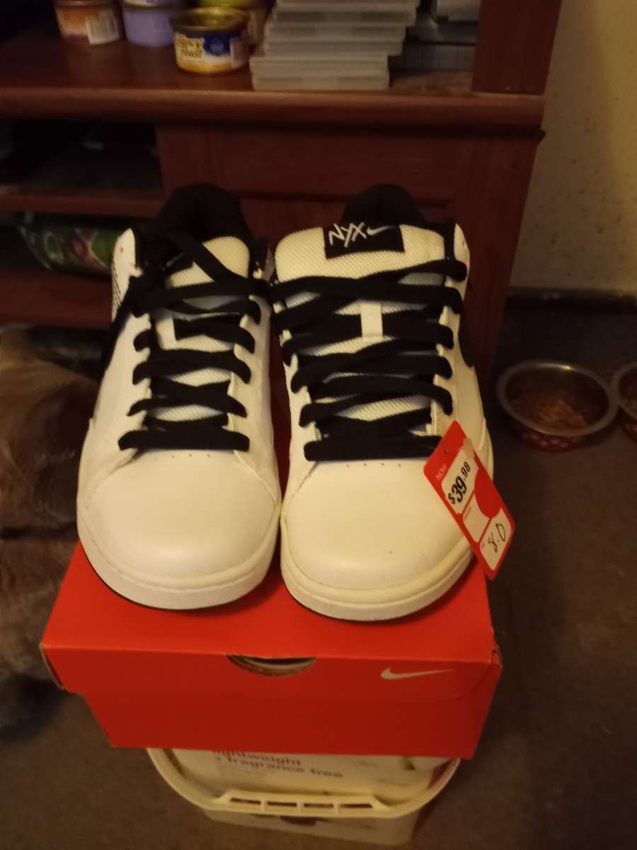 mens shoes size 8