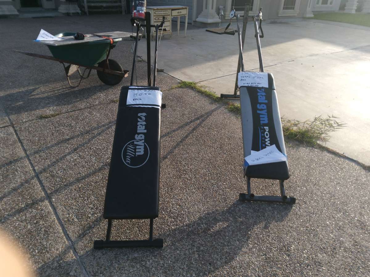 TOTAL GYM WORKOUT MACHINE