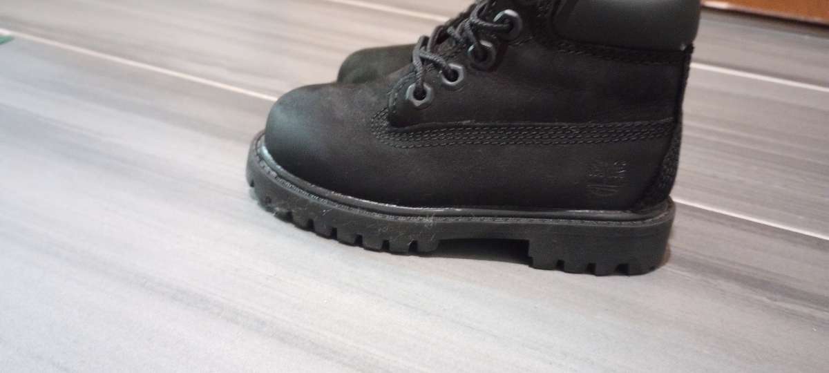 toddlers boys timberland boots size 7 brand new