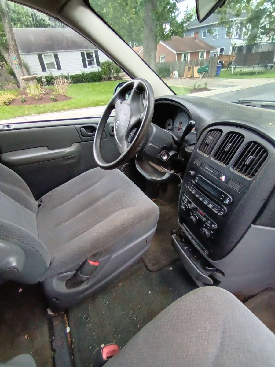 Dodge Caravan 2006 millaje 109