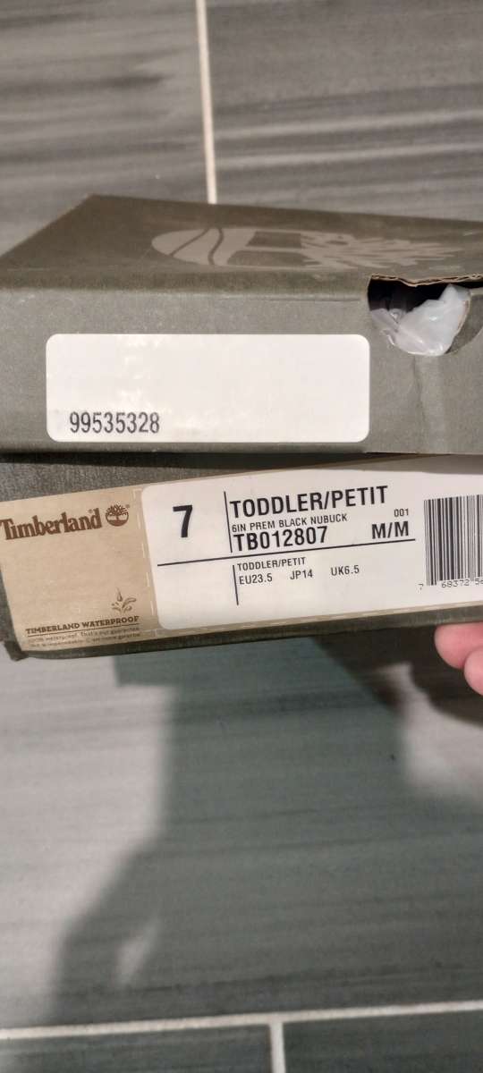 toddlers boys timberland boots size 7 brand new