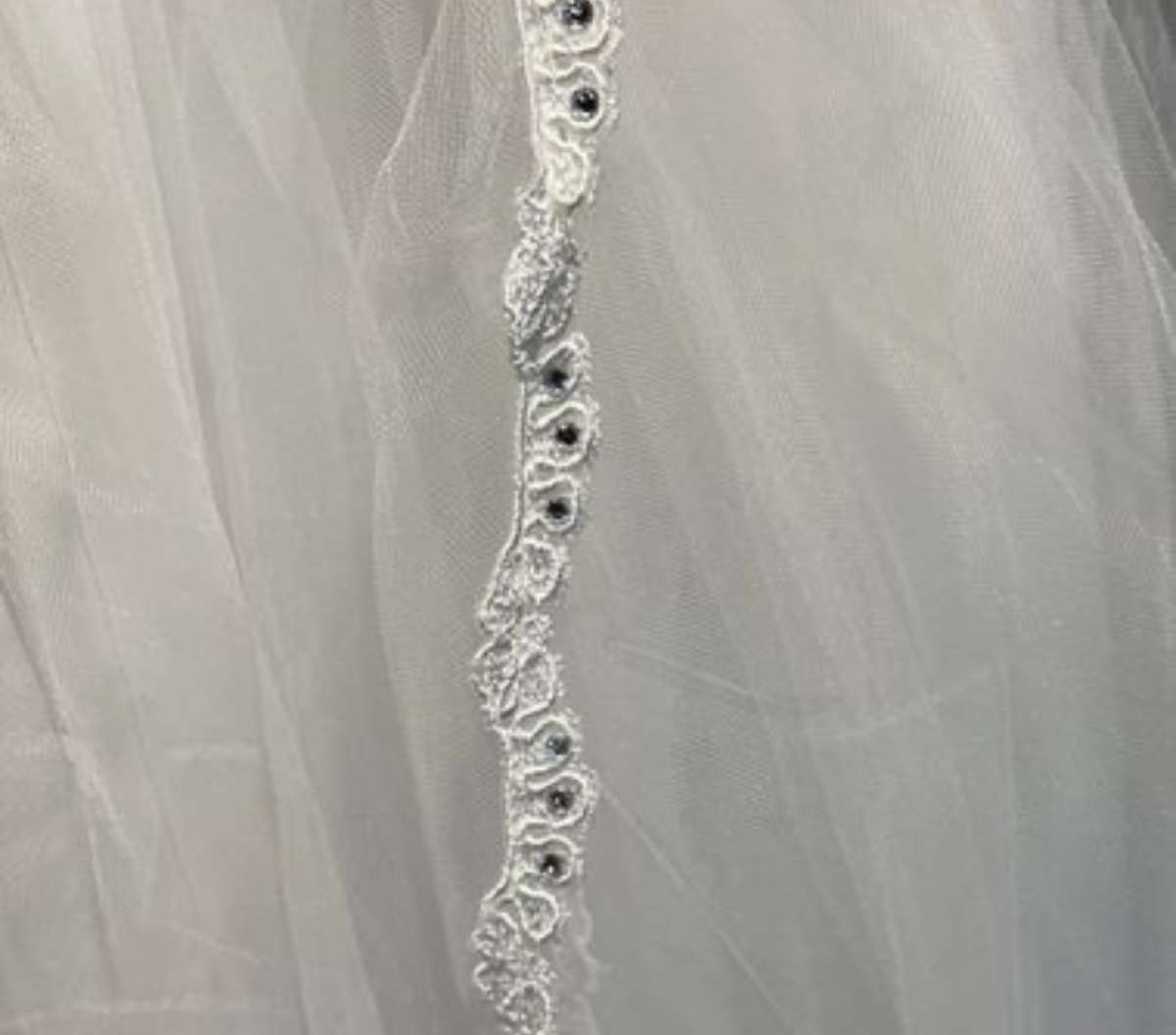 pearl and Bead Davids Bridal Veil