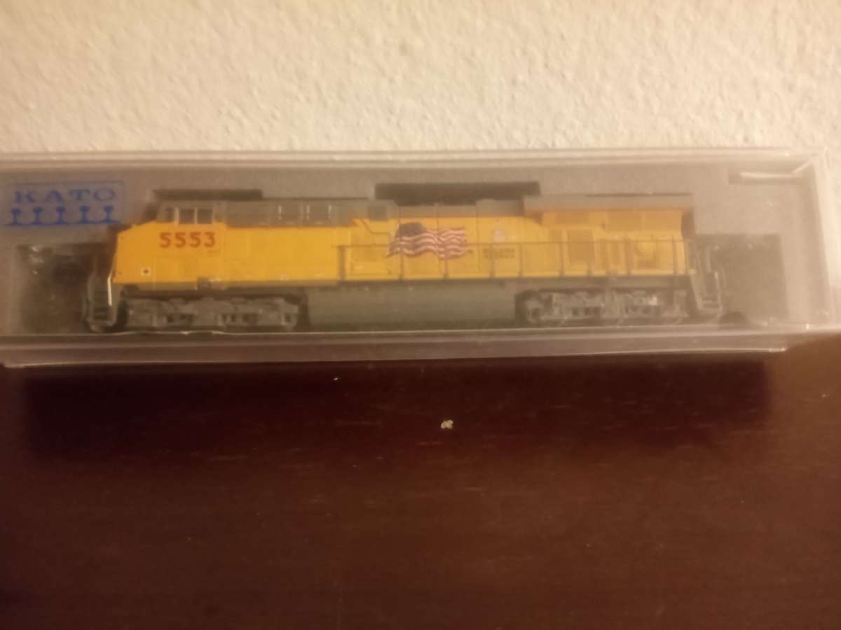 KATO N Scale freight train starter set