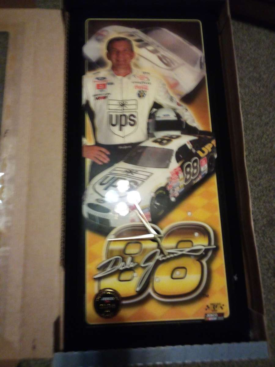 Dale Jarrett UPS Racing clock