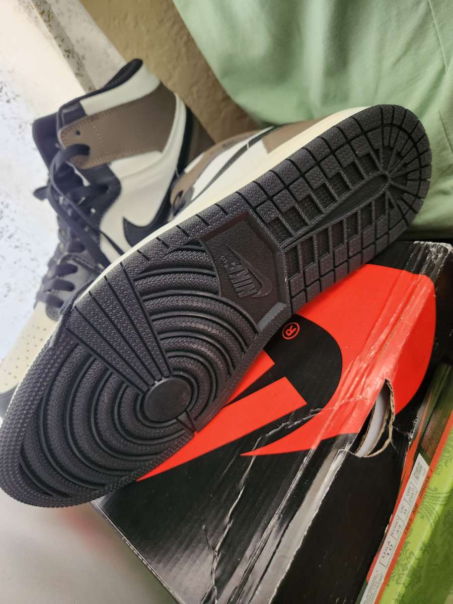 Nike size 10 for men