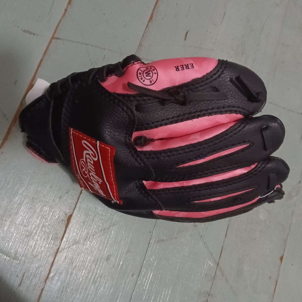 pink softball glove