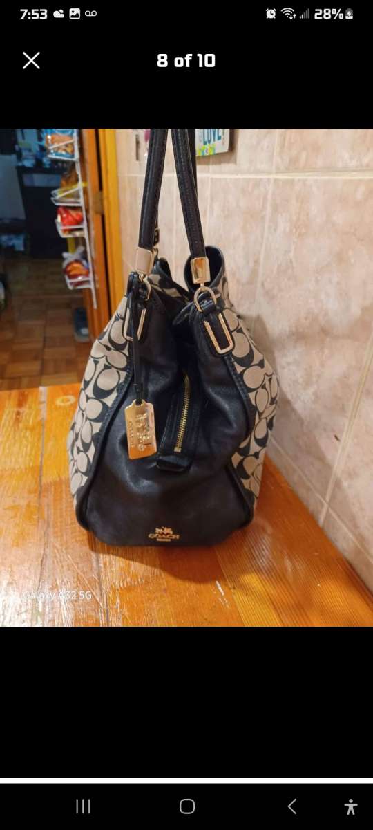 coach shoulder handbag