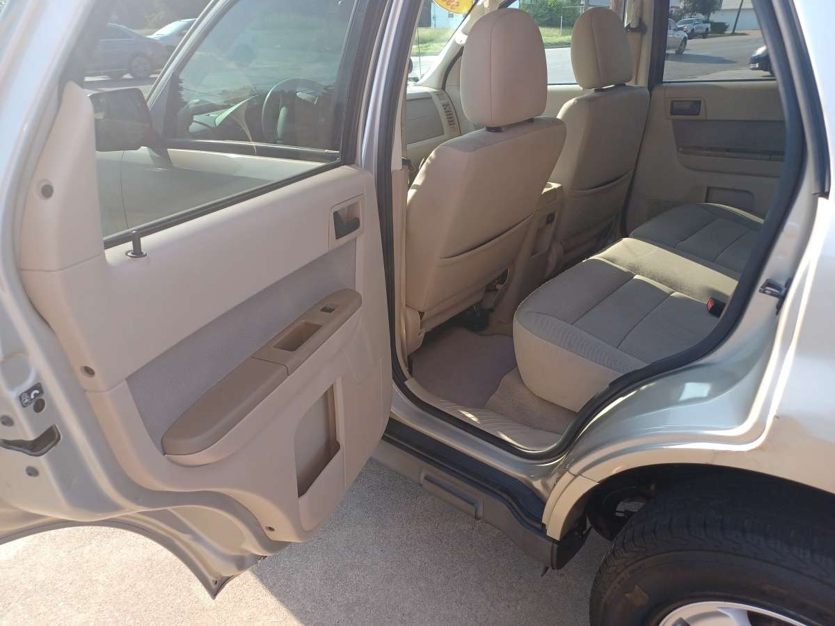 2010 Ford Escape XLT