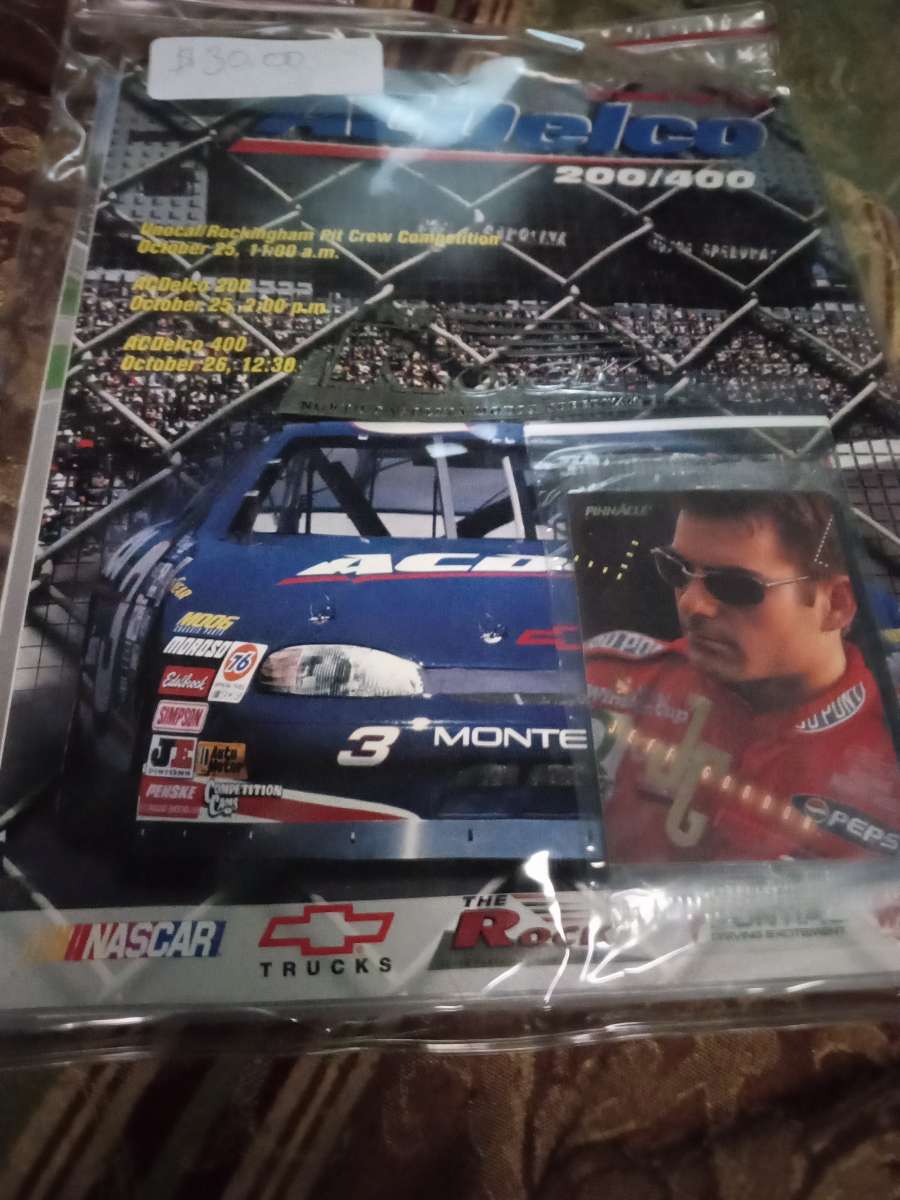 1997 AC Delco Winston cup racing book from NC Motor speedway