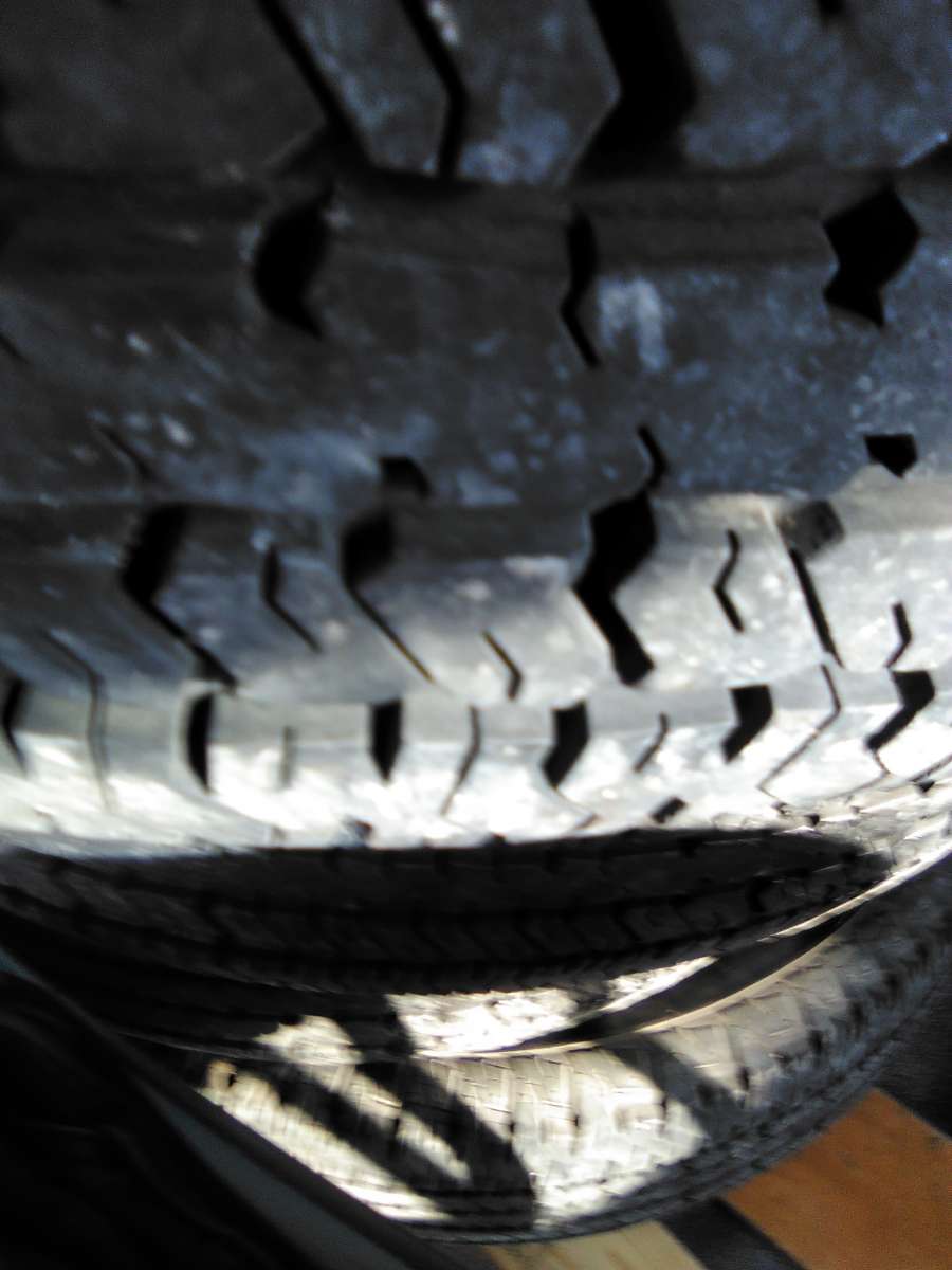tires 235 hankook R17