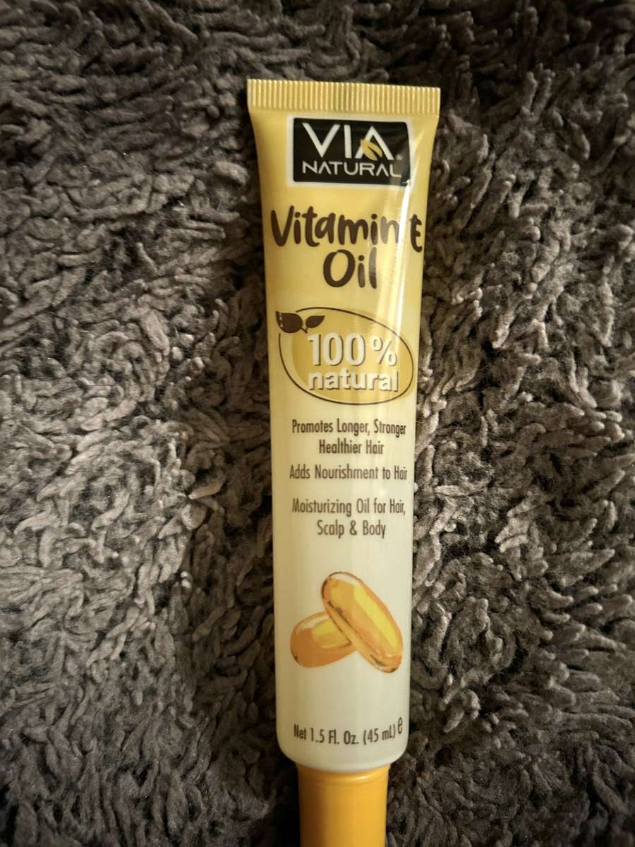 vitamin e oil for hair and skin