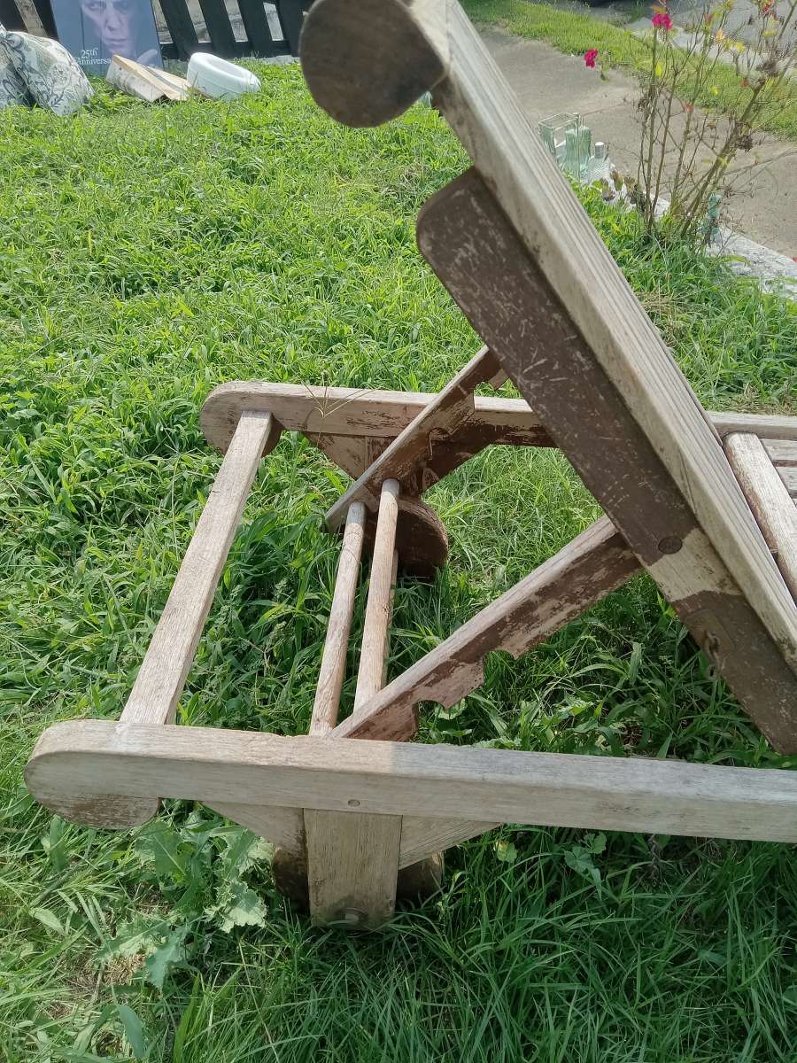 3 Antique Pool Patio Lounge Chairs