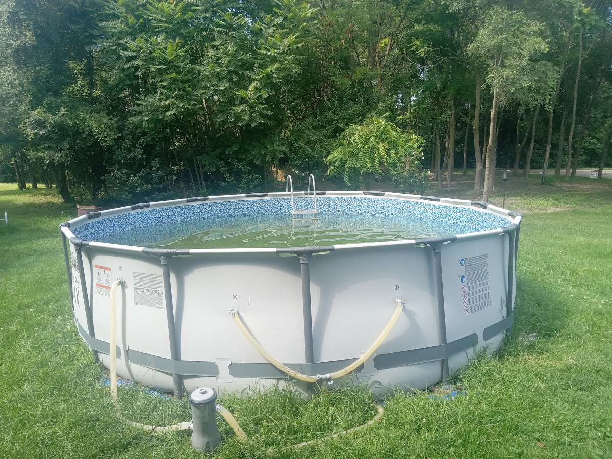 bestway swimming pool with pump