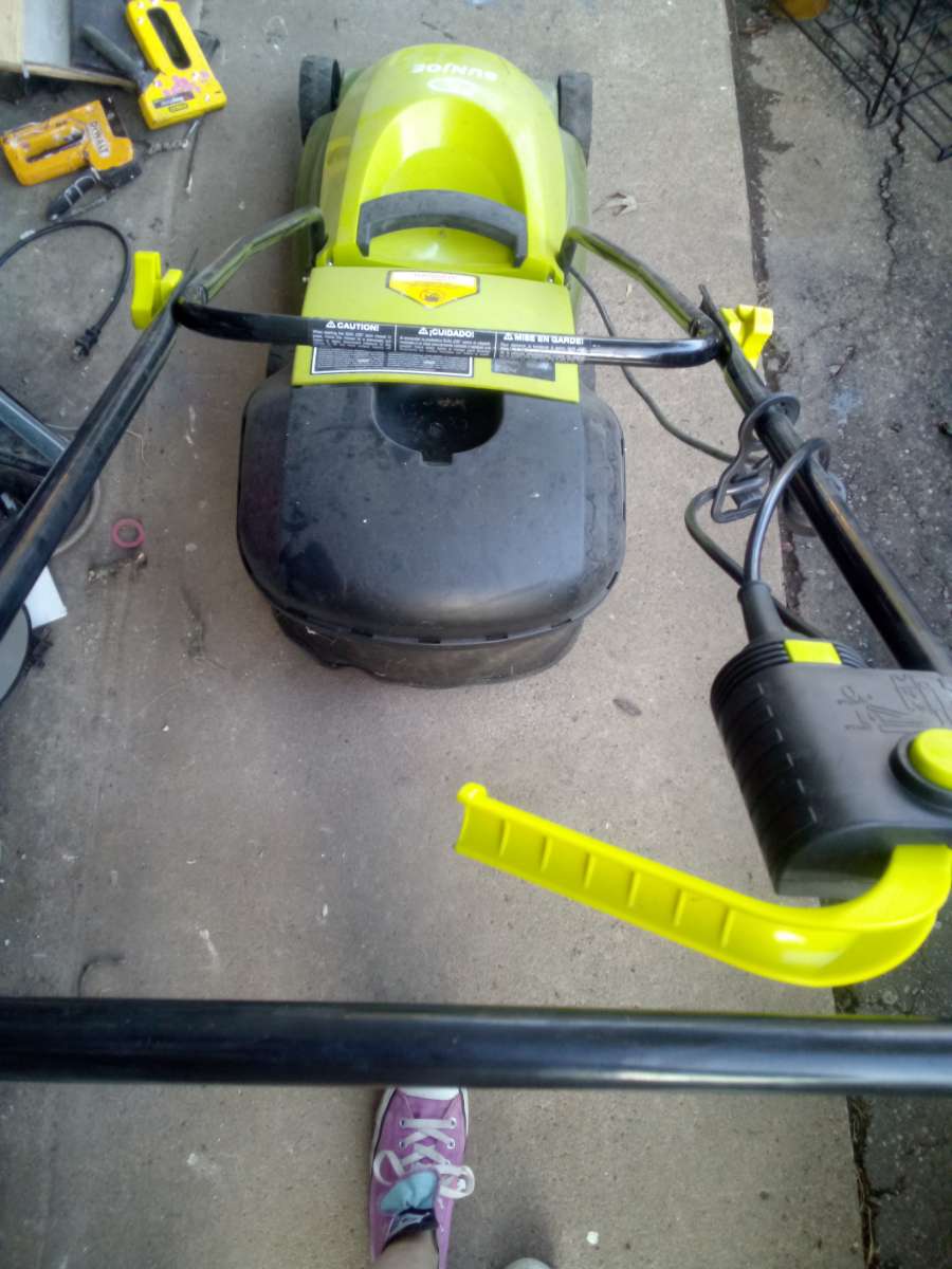 SunJoe electric lawn mower