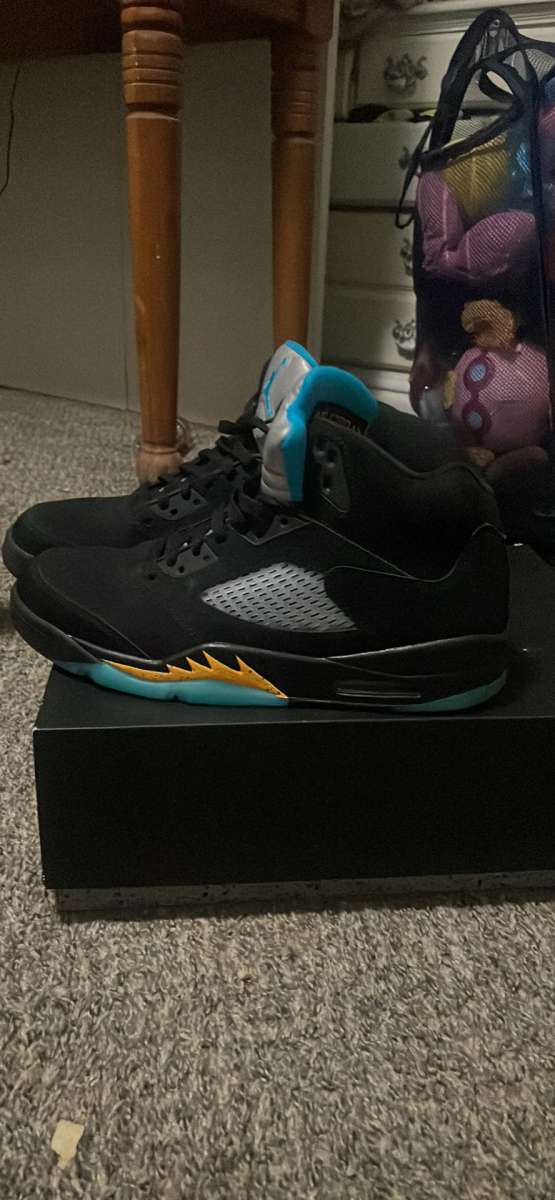 air Jordan retro 5 aqua size 11