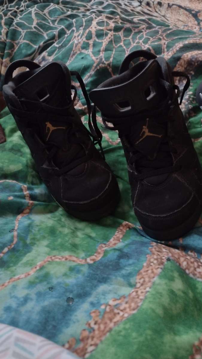 Jordans size 2y3y both pairs