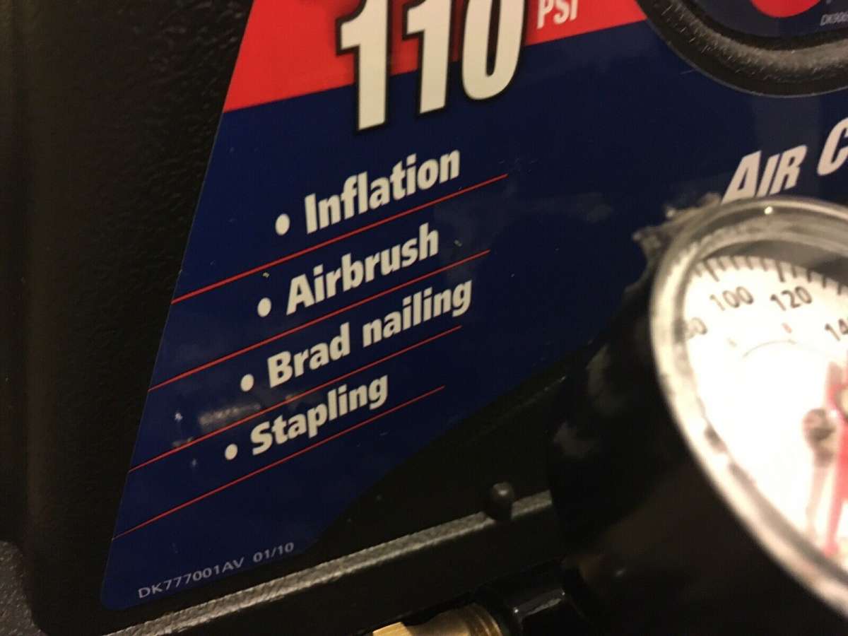 Campbell Hausfeld FP2028 1 Gallon Air Compressor