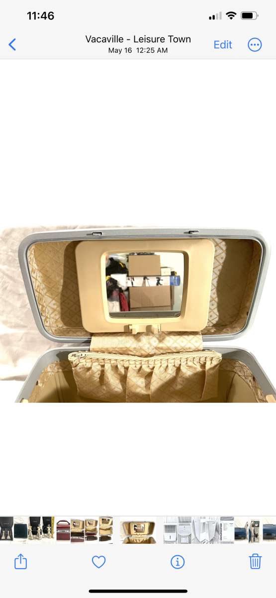 Mint  antique Samsonite make up hard case