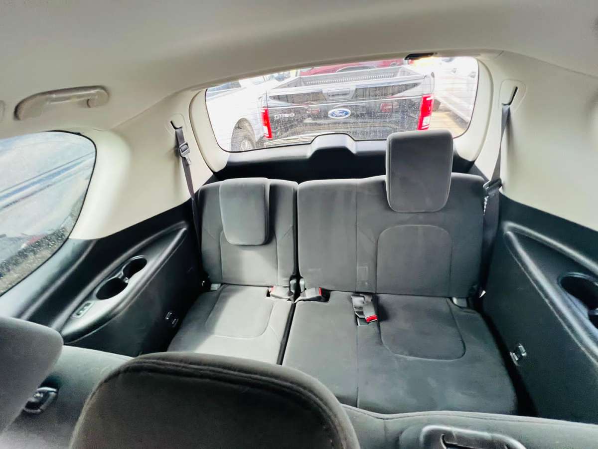 2017 Toyota Tundra 131k millas