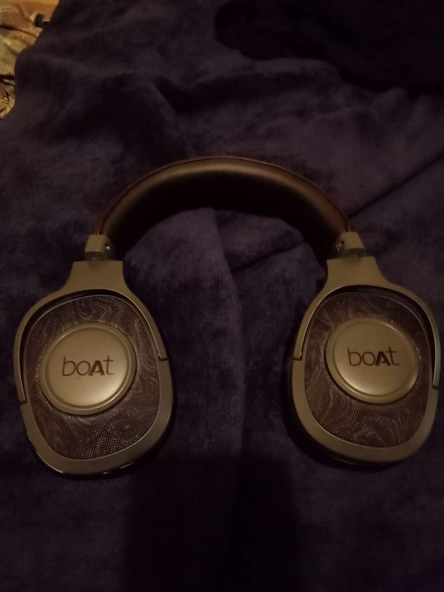 boAt Rockerz Bluetooth headphones over ear wireless with mic