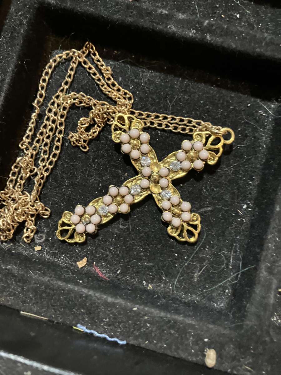 gold cross necklace