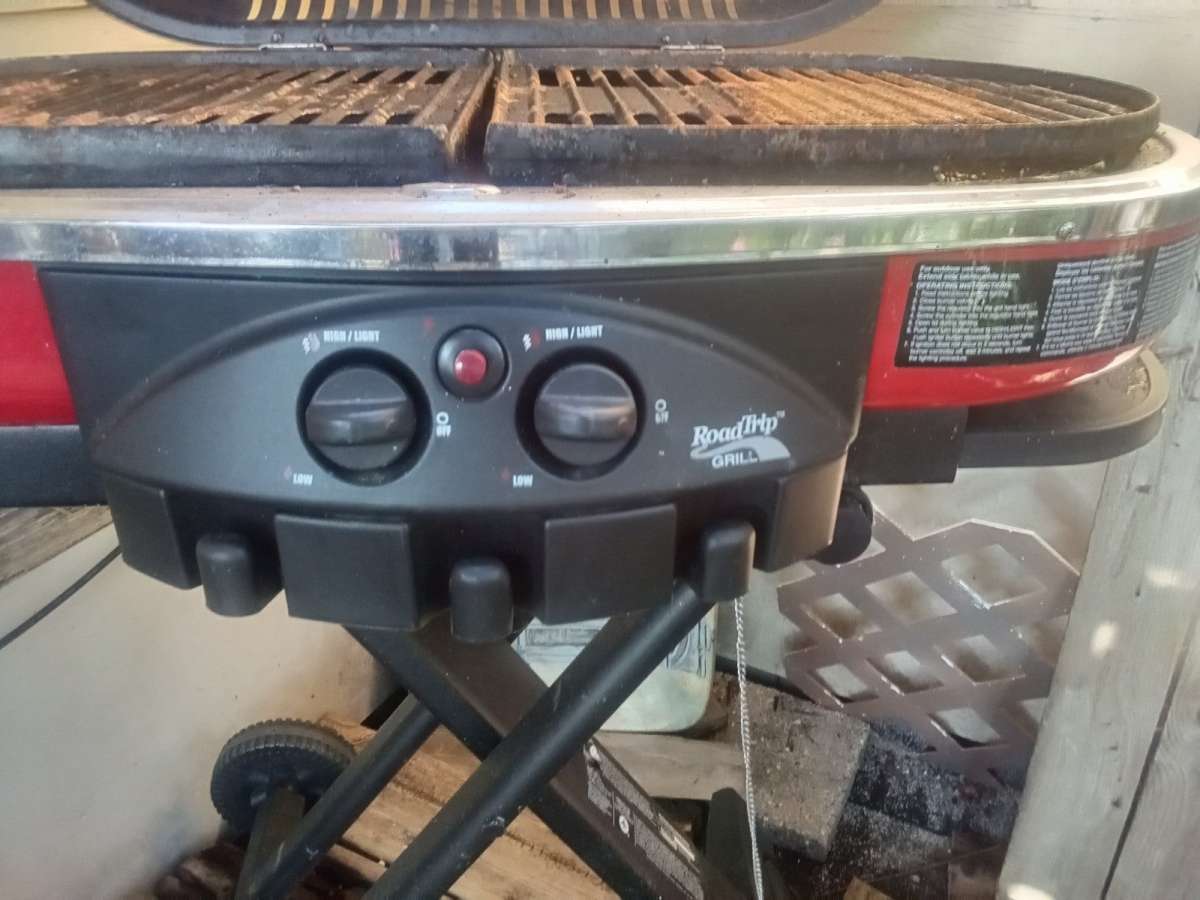 Coleman Road Trip Grill