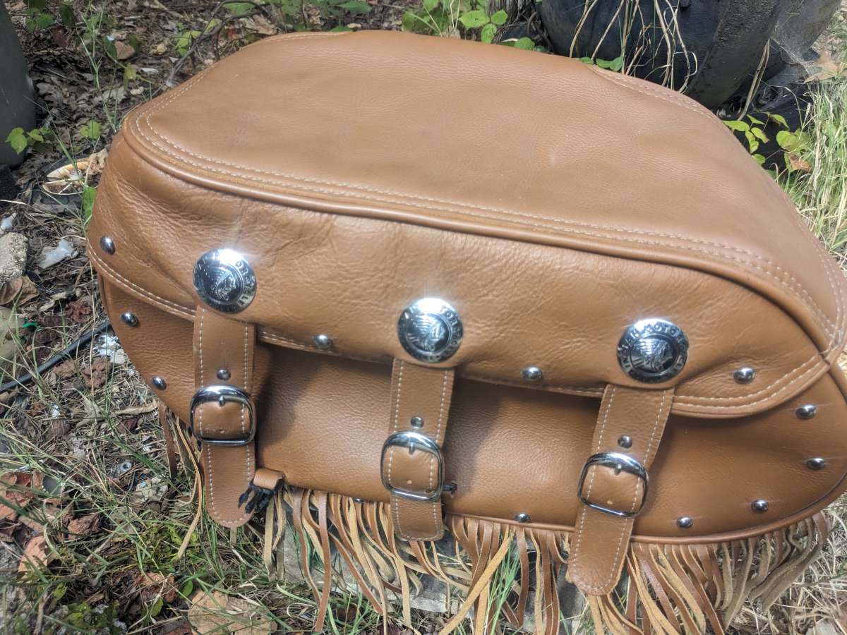 Indian motorcycle saddlebags