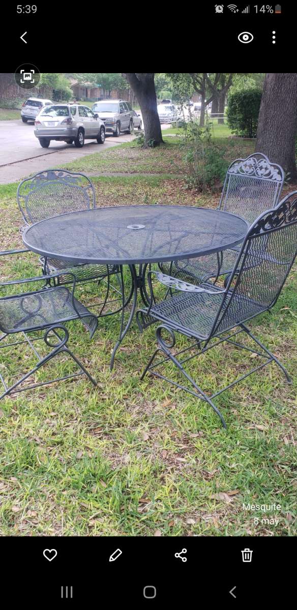Mesa de patio
