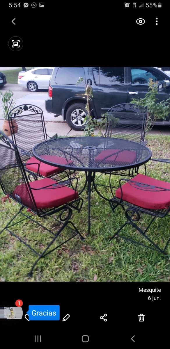 Iron Table Set 10pc Rocking Chair Good Condition New