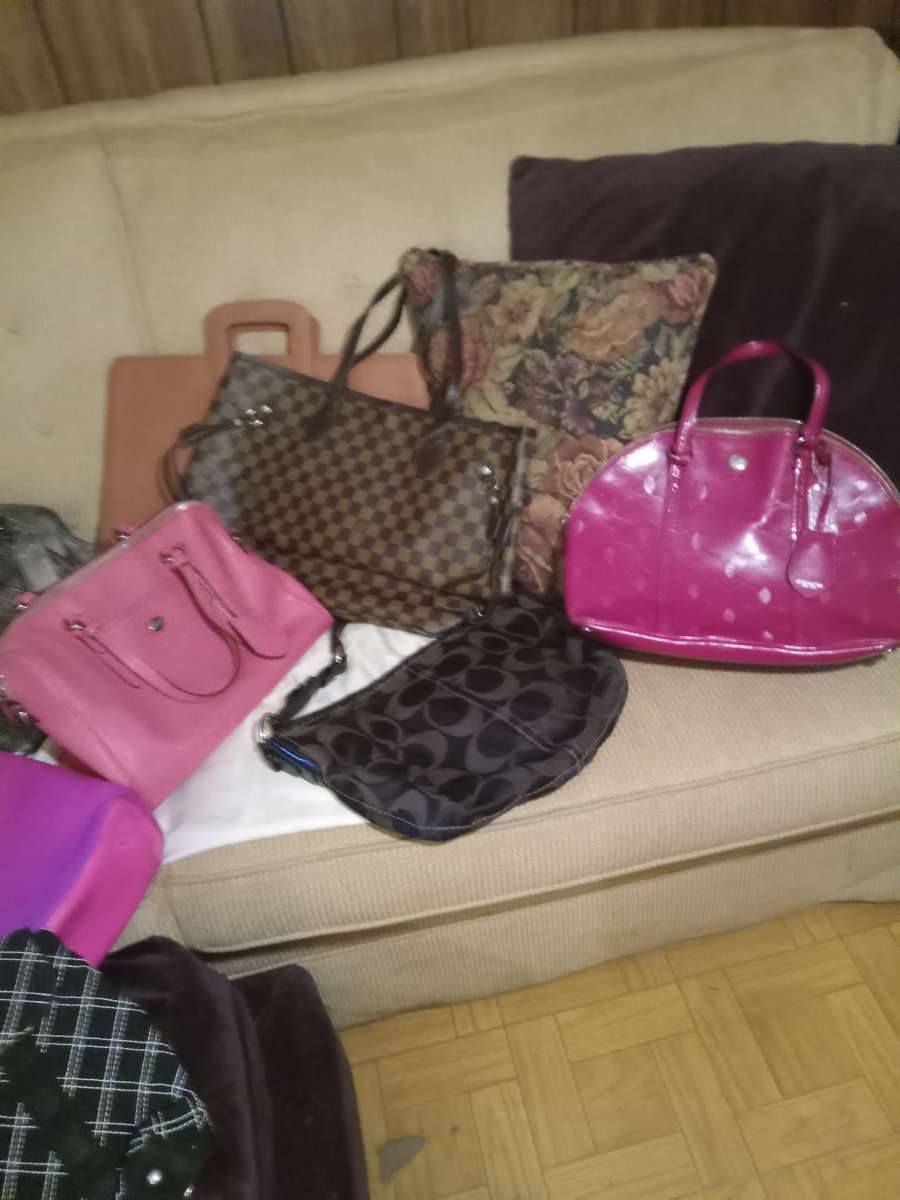 purses wristlet and wallets