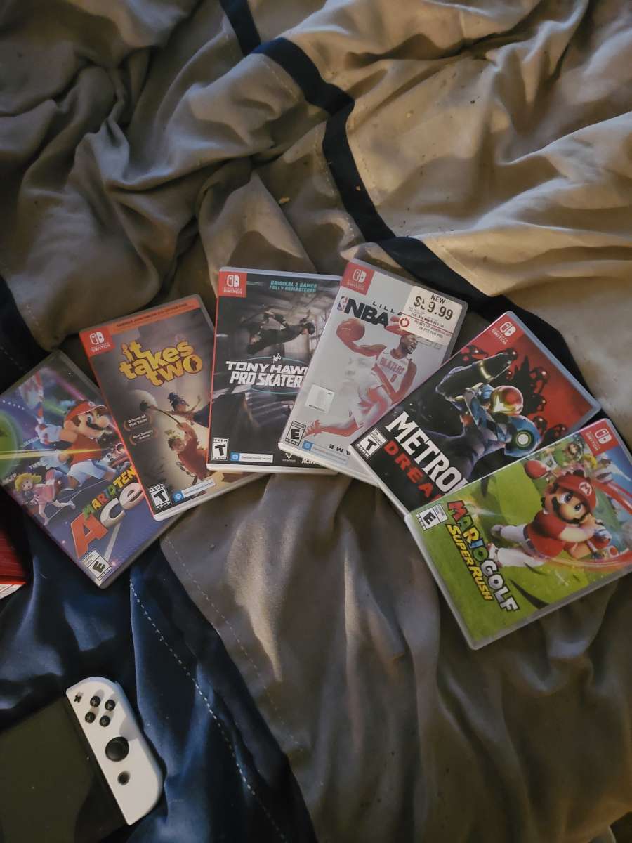 Nintendo Switch OLED