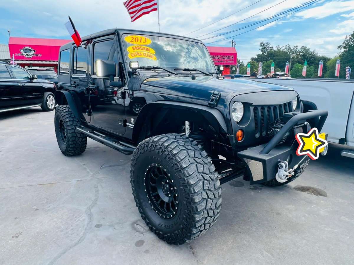 2013 Jeep Wrangler Unlimited 95k millas