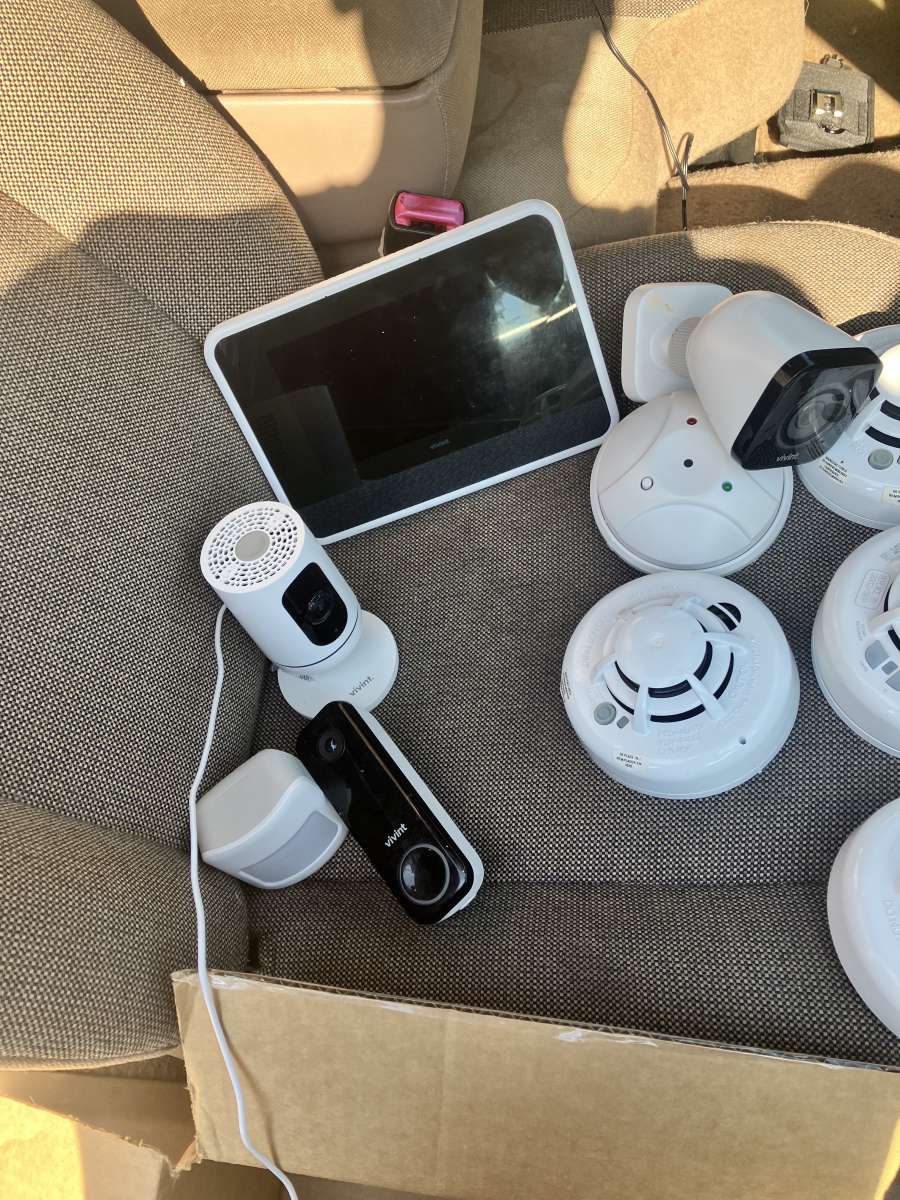 Viviant complete home security system