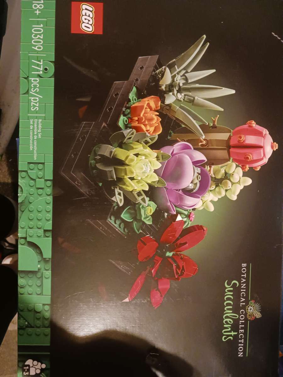 LEGO PUZZLES FLORAL SETS