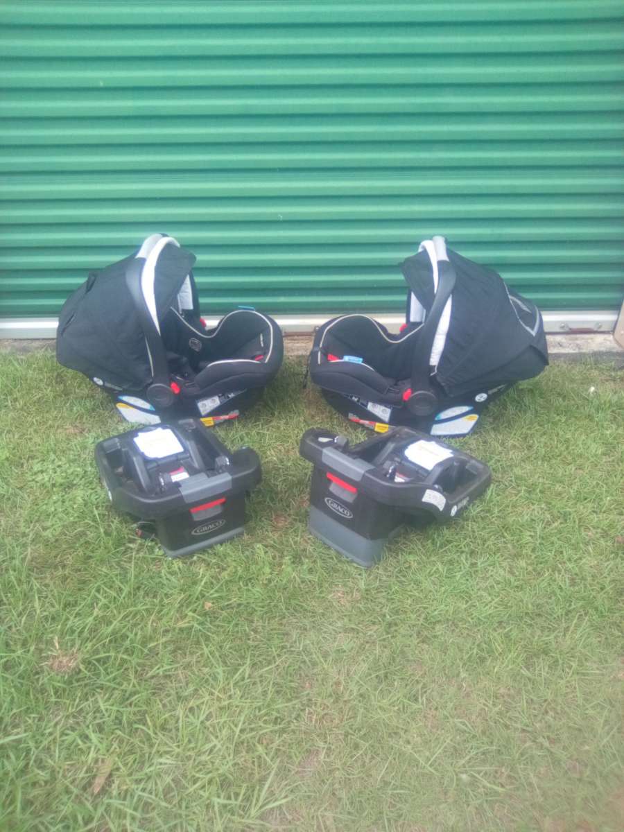 2020 Graco snugride snuglock 35