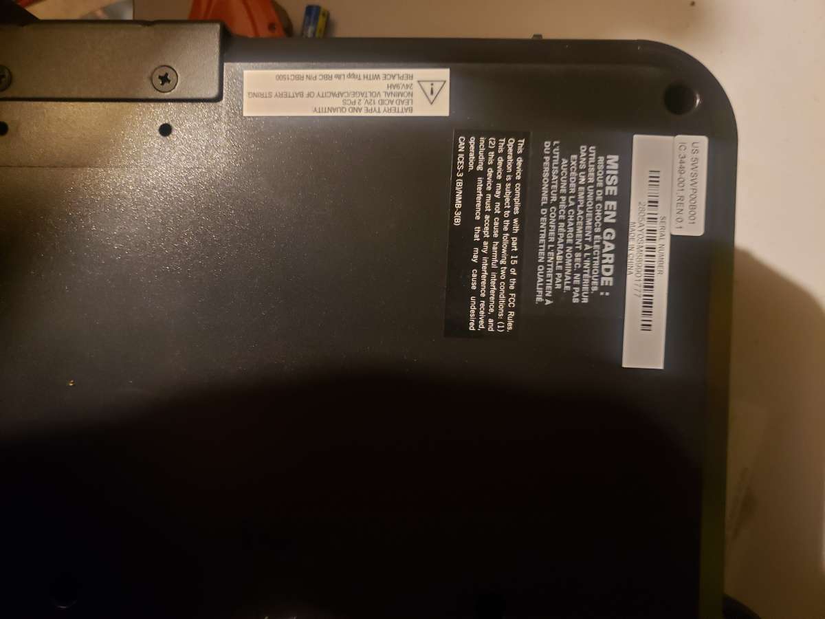 UPS back up with full battery