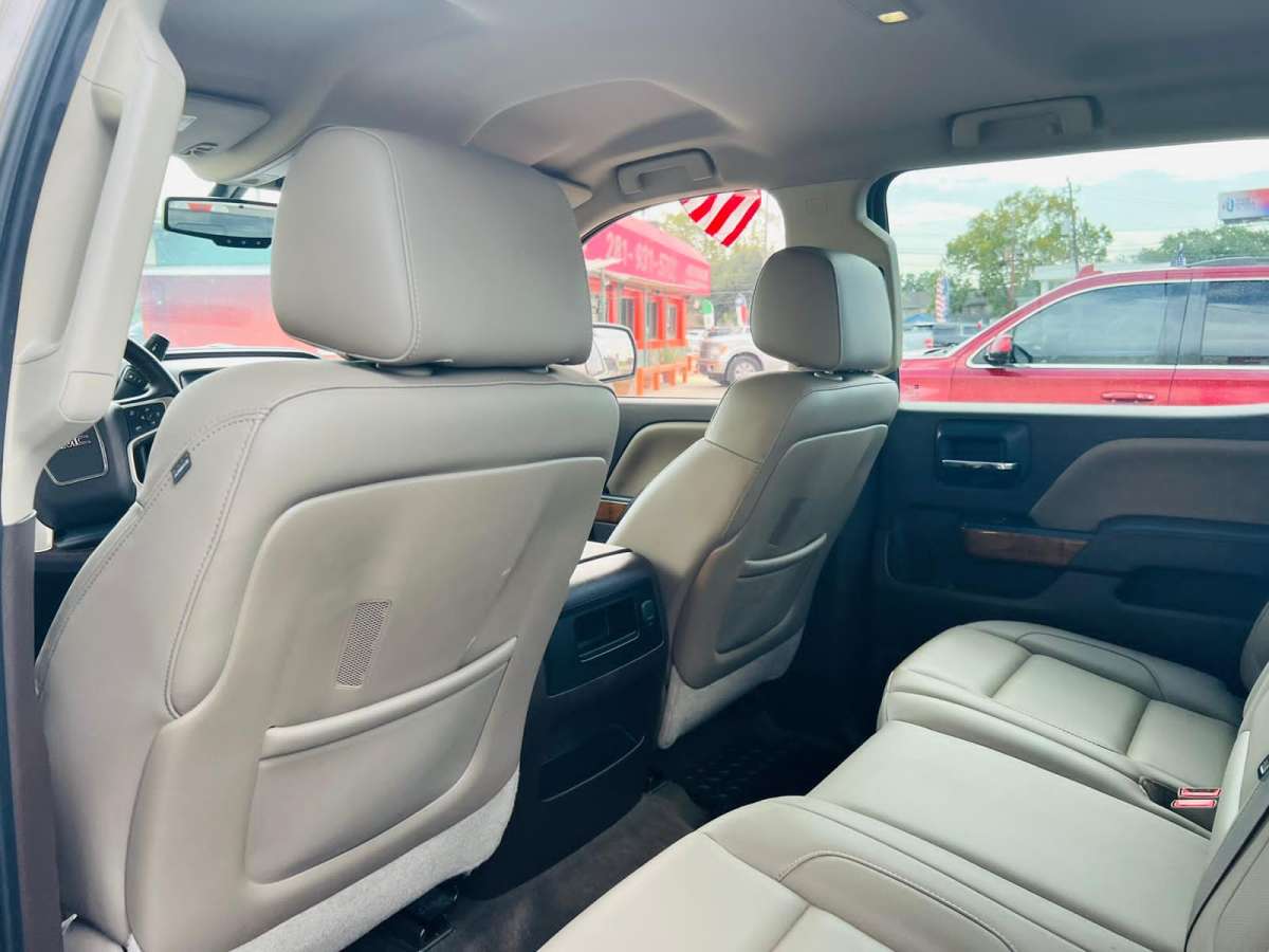 2015 Gmc Sierra 1500 SLT 105k millas