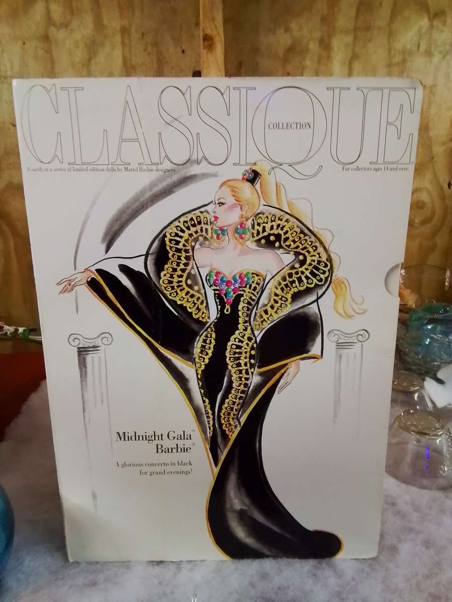CLASSIQUE Midnight Gala Barbie