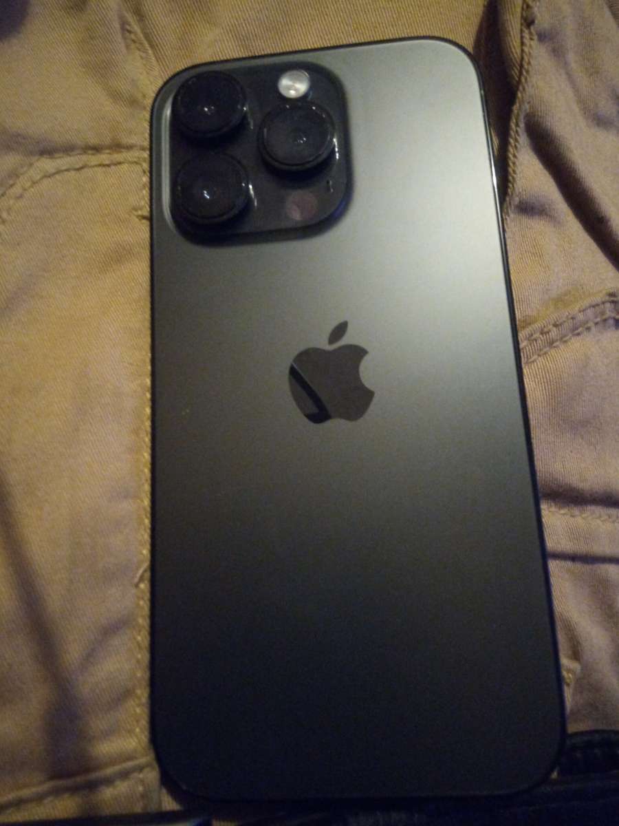 Brand like New iPhone 14 Pro password locked take best offer