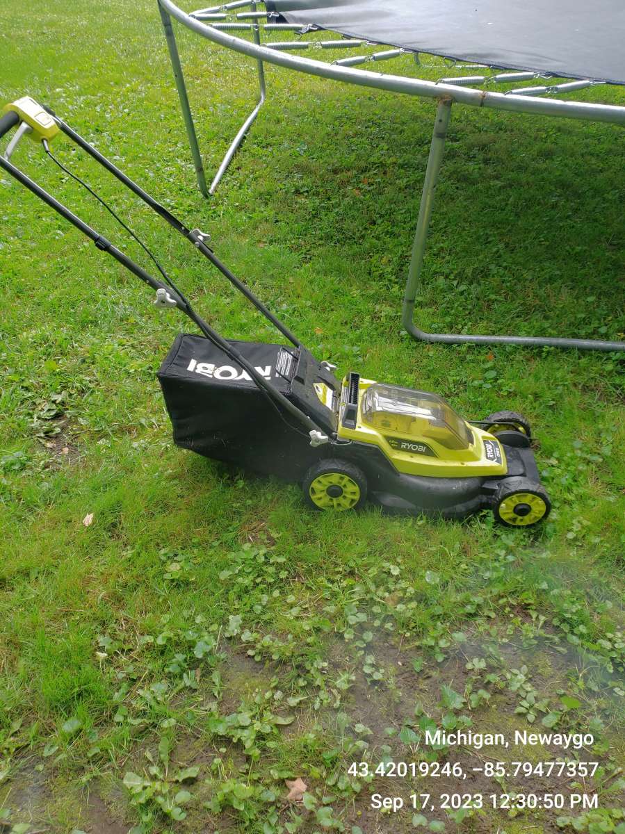 13 Inch Battery Powered Ryobi Lawnmower