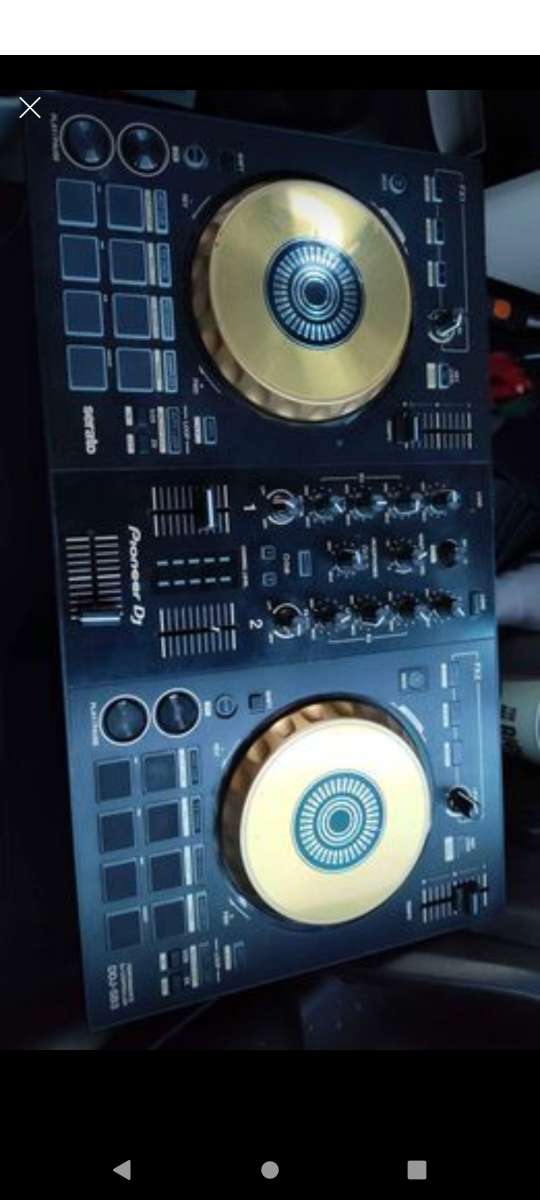 DJ controller