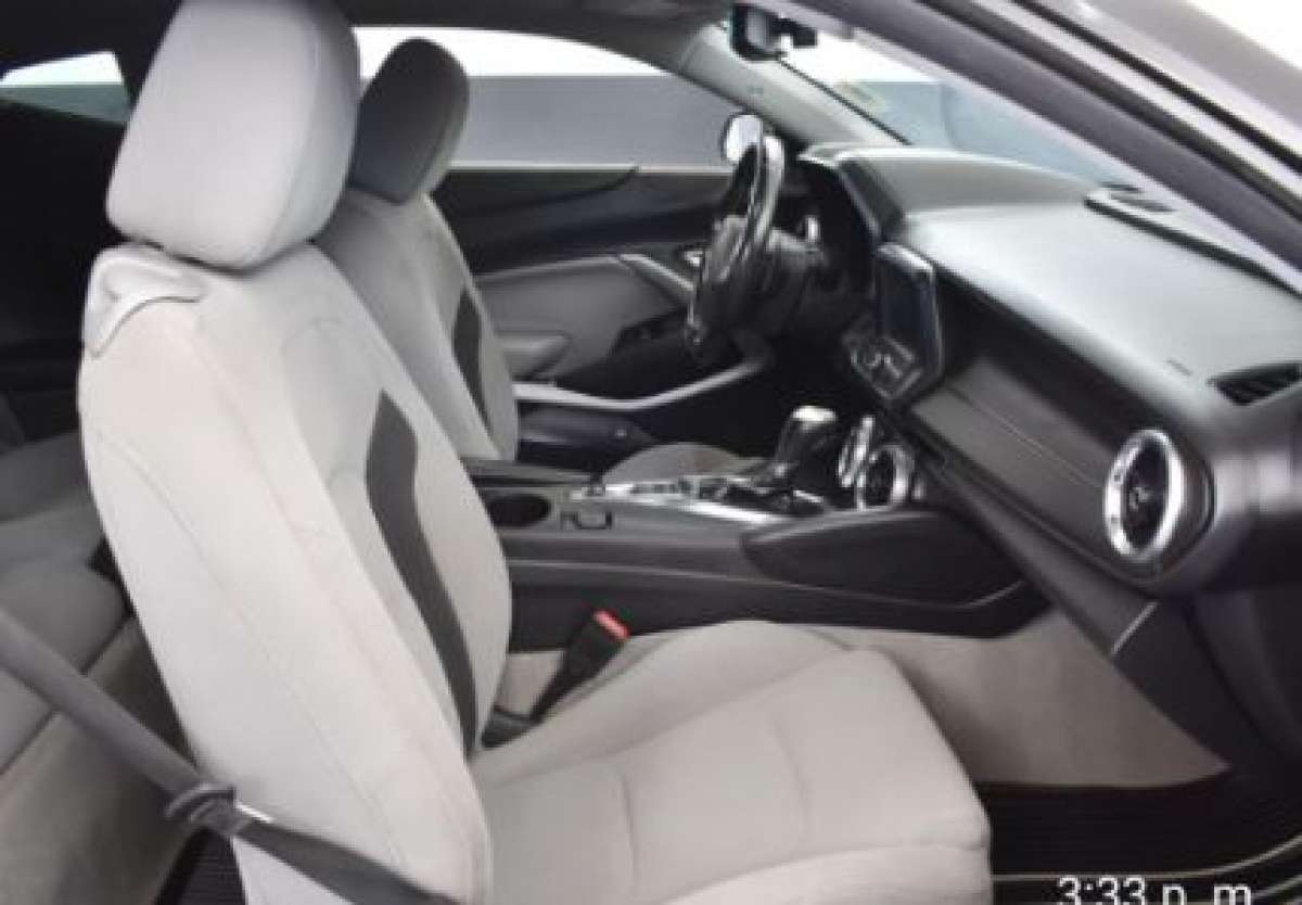 2018 Chevy Camaro LT V678 000 Millas