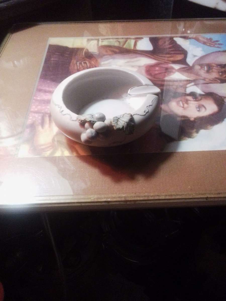 vintage  Japan ashtray perfect condition