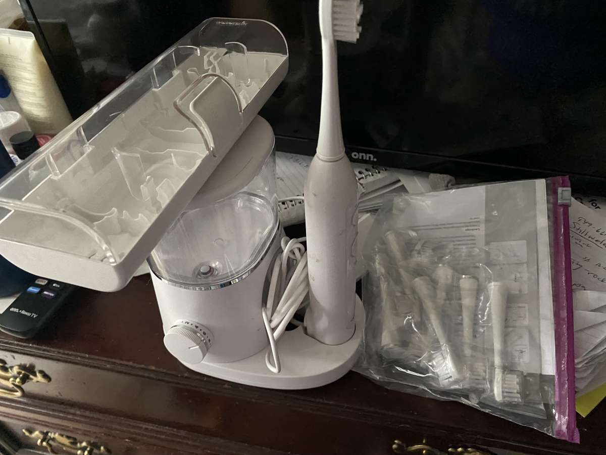 Water pik sonic 2 brand new never been used