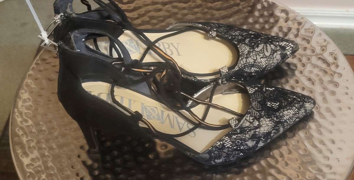 Sam and Libby black lace heels sz 9 womens